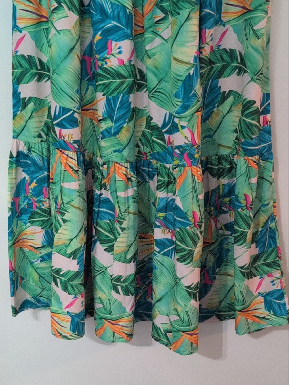 Rachel Zoe Women's Medium Tropical Leaf Wrap Maxi Skirt in Green, Blue and Pink - Picture 4 of 7